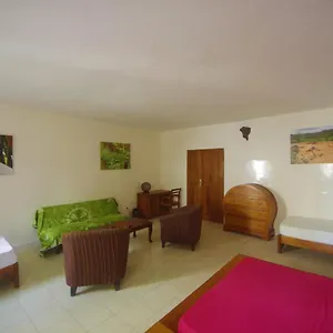 3* Couette-café Ty Milyn Mazela Sa
